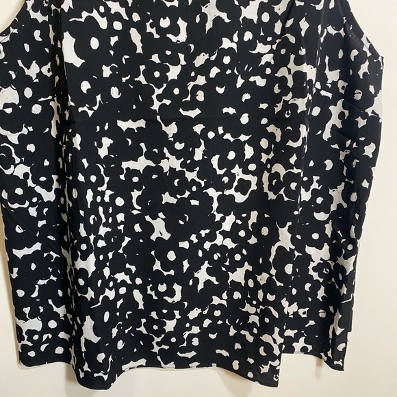 Cabi Black and White Dressy Tank Top Size Medium - Picture 3 of 10
